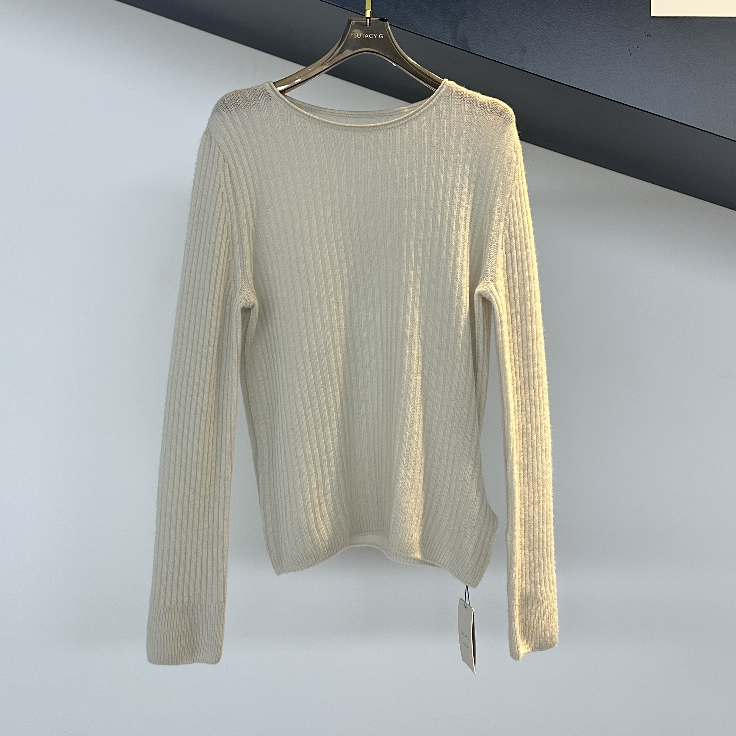 LUTACY.G 251022羊绒上衣 米灰色