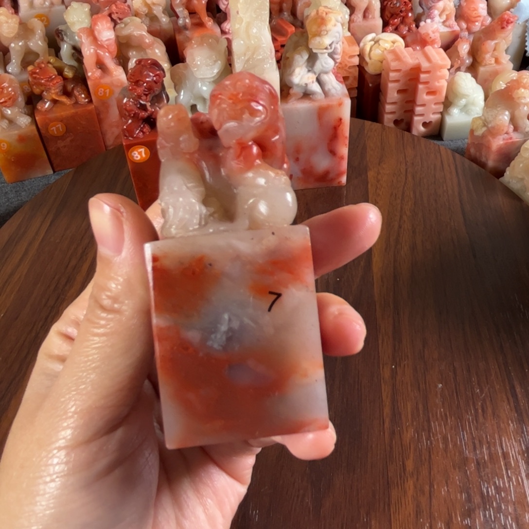 i***‘老挝石印石一个印章