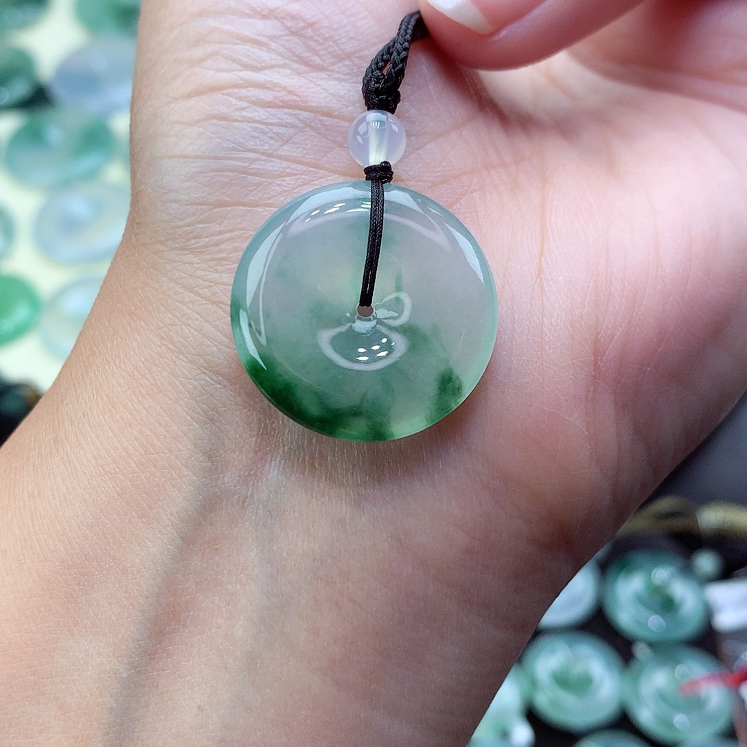 翡翠颈饰未镶嵌尺寸23.9-5.0