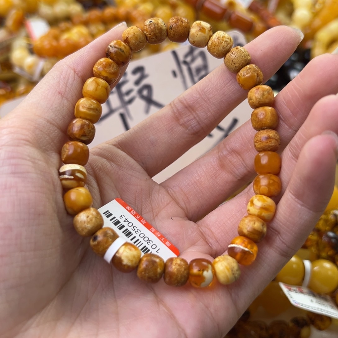 琥珀珠宝奇石未镶嵌