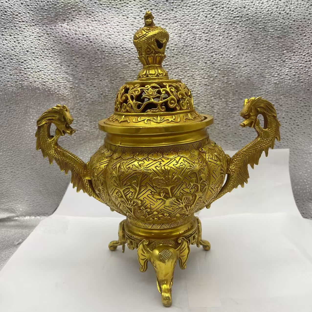 JY148/YY   双耳龙炉/摆件