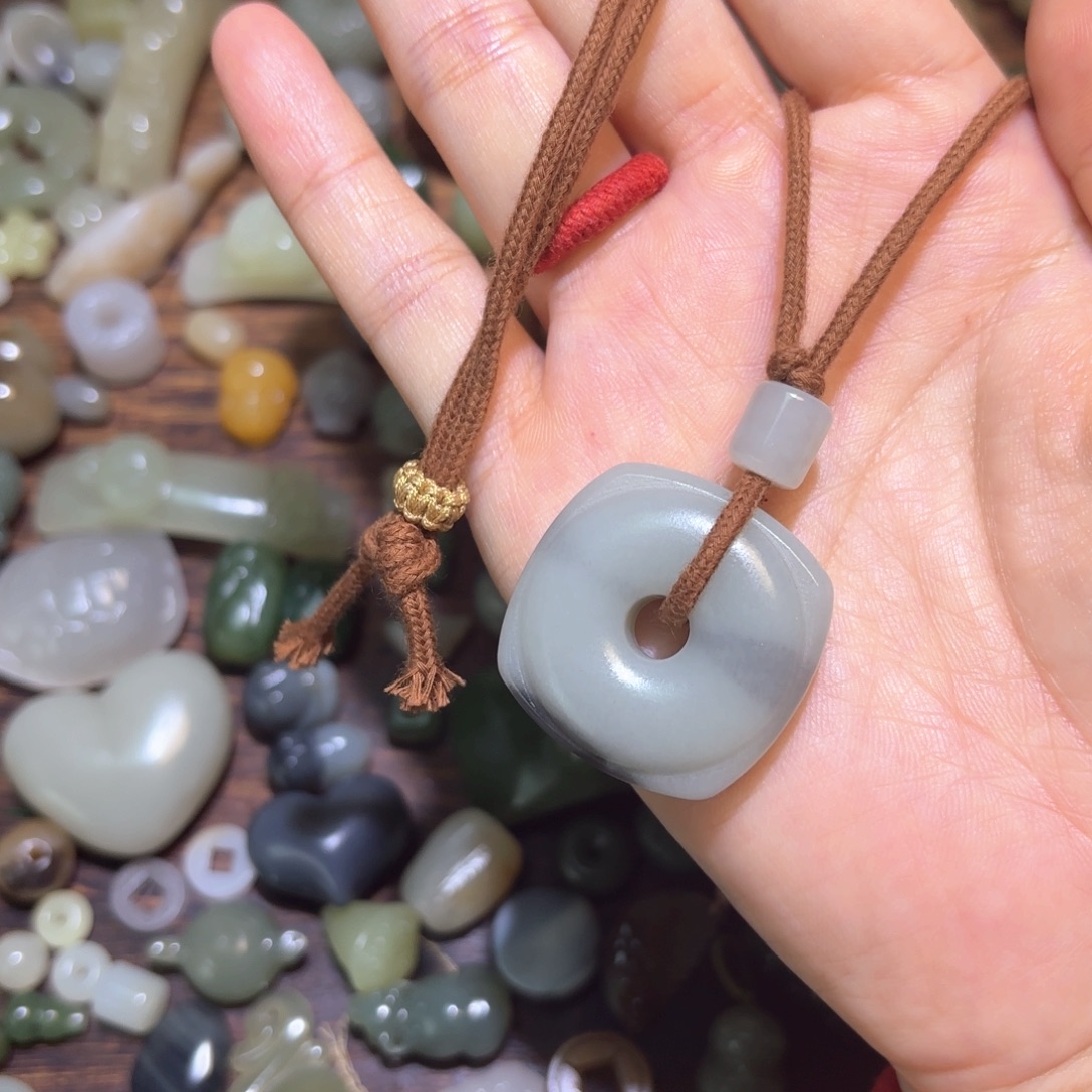 未镶嵌和田玉珠宝半成品