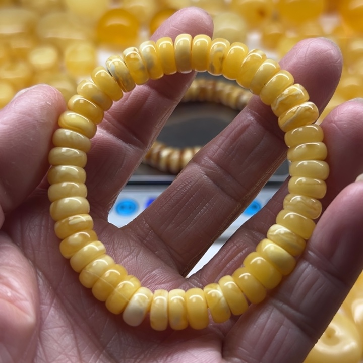 琥珀（矿物珀）未镶嵌裸石