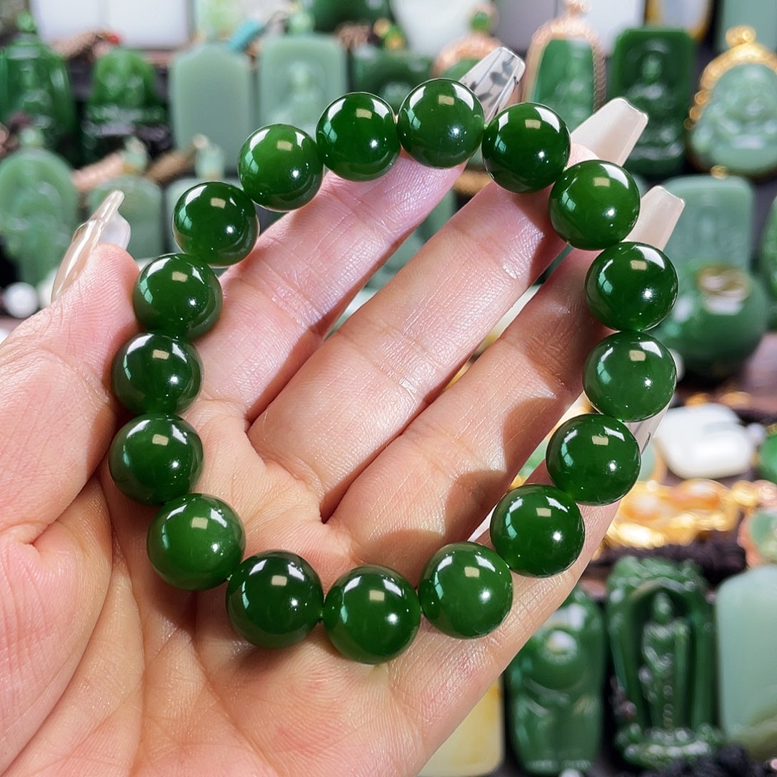 和田玉未镶嵌手串