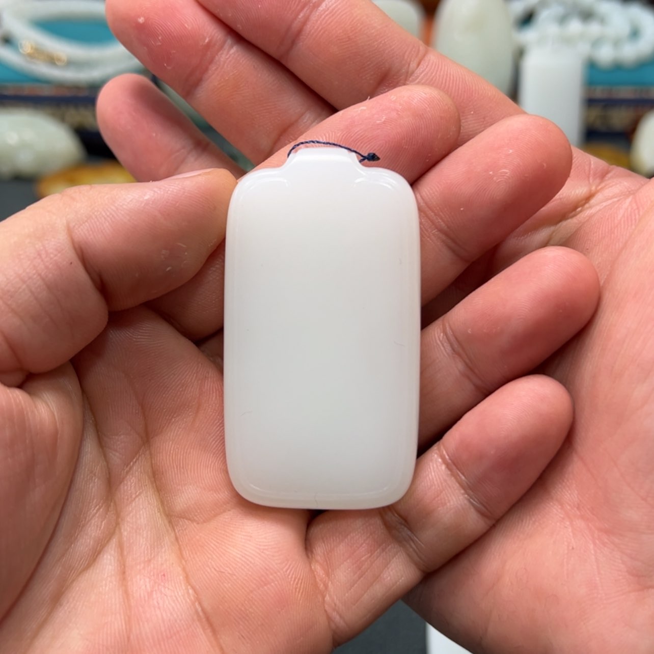 【闪购商品】和田玉（糖玉）颈饰未镶嵌?****?