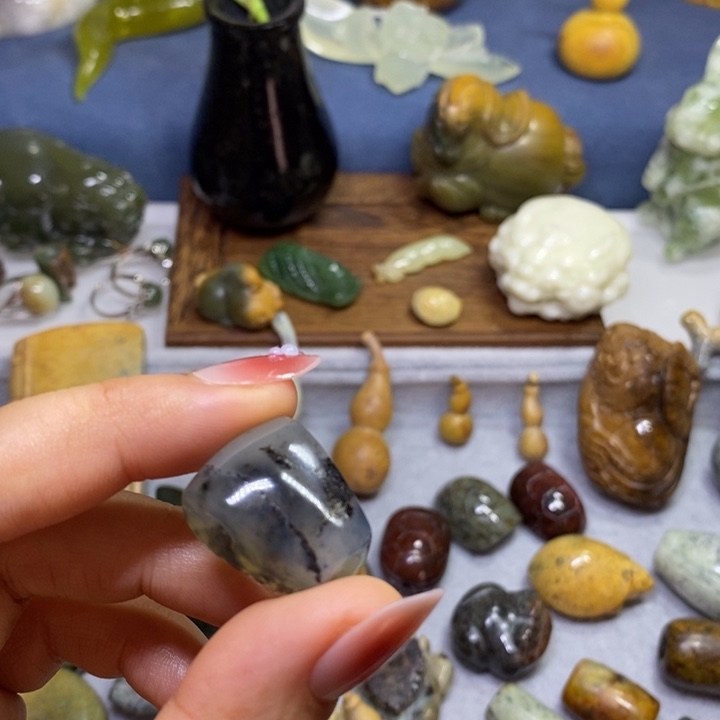 蛇纹石玉未镶嵌三通1.5