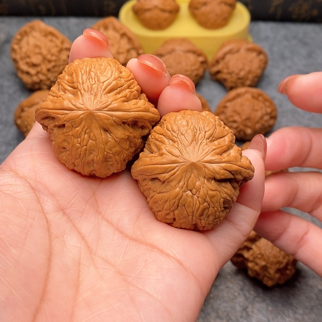 文玩核桃把件你**睡精品铁锤妹妹41+全品