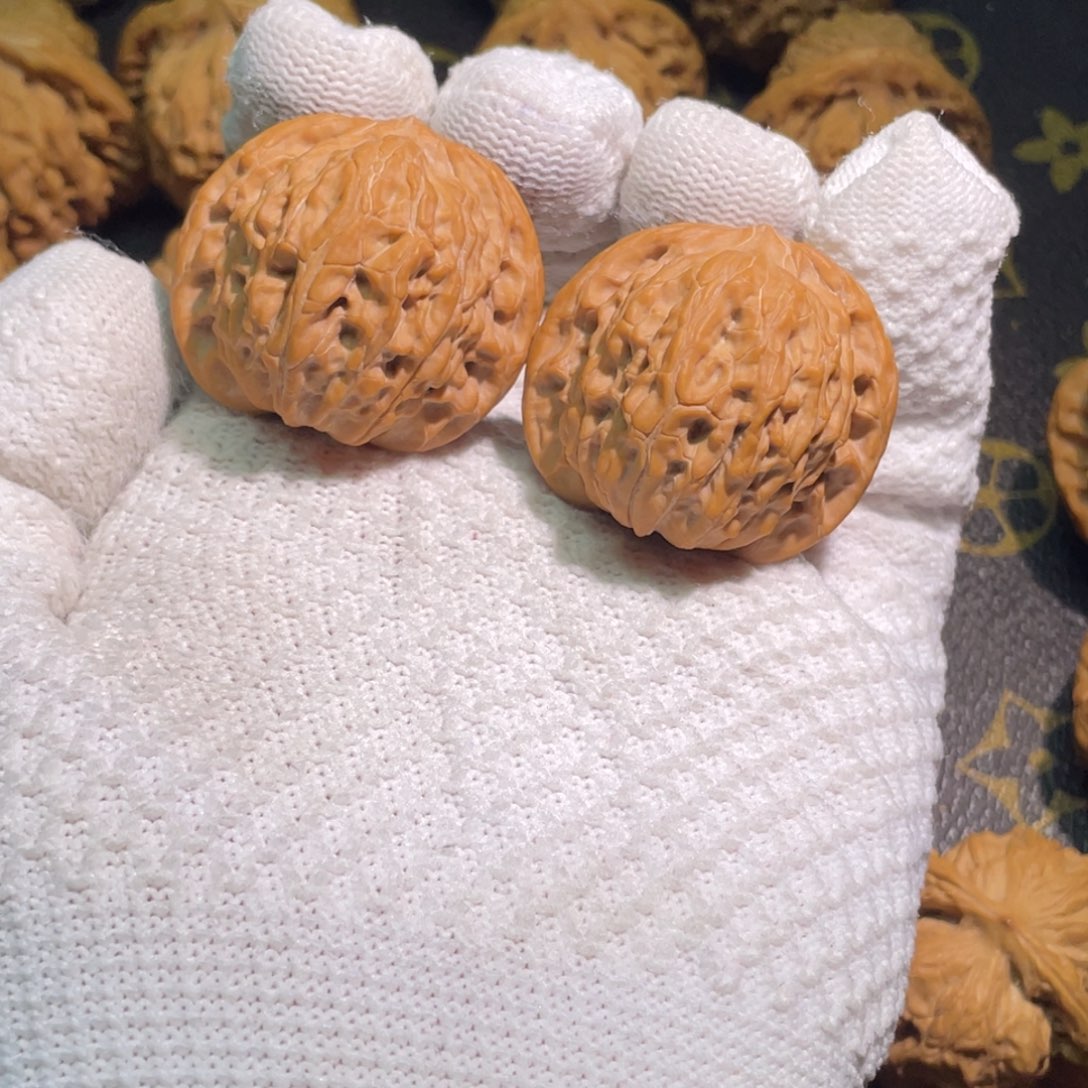 文玩核桃把件磨盘