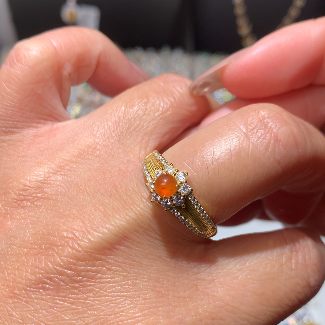 翡翠颈饰银S925镶嵌戒指