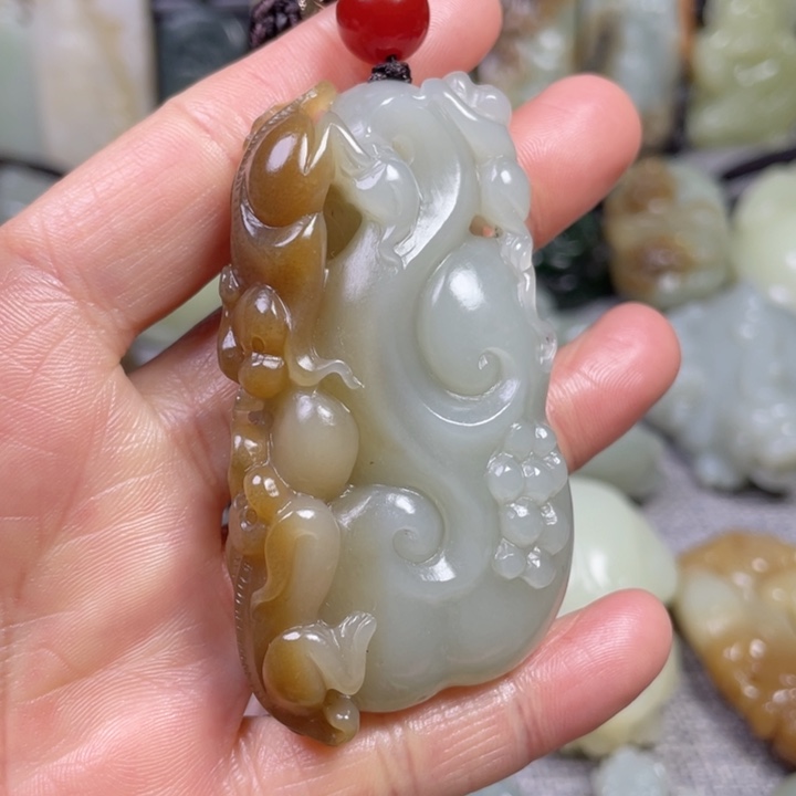 和田玉未镶嵌挂件