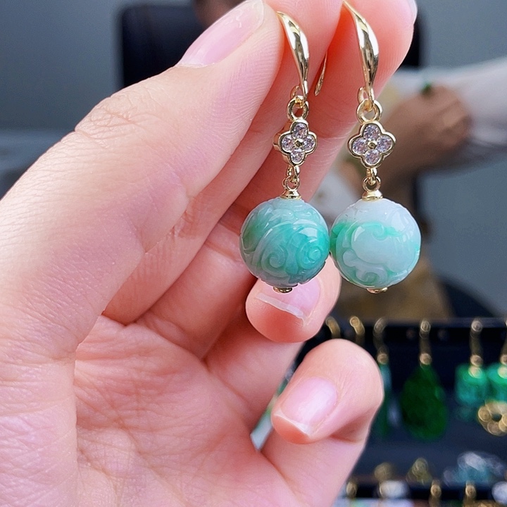 翡翠耳饰未镶嵌饰品