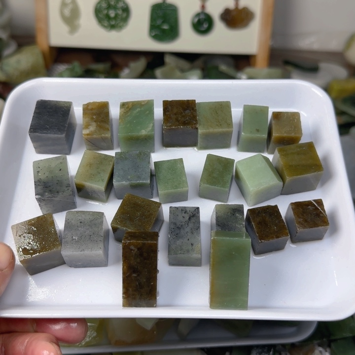 未镶嵌和田玉珠宝半成品