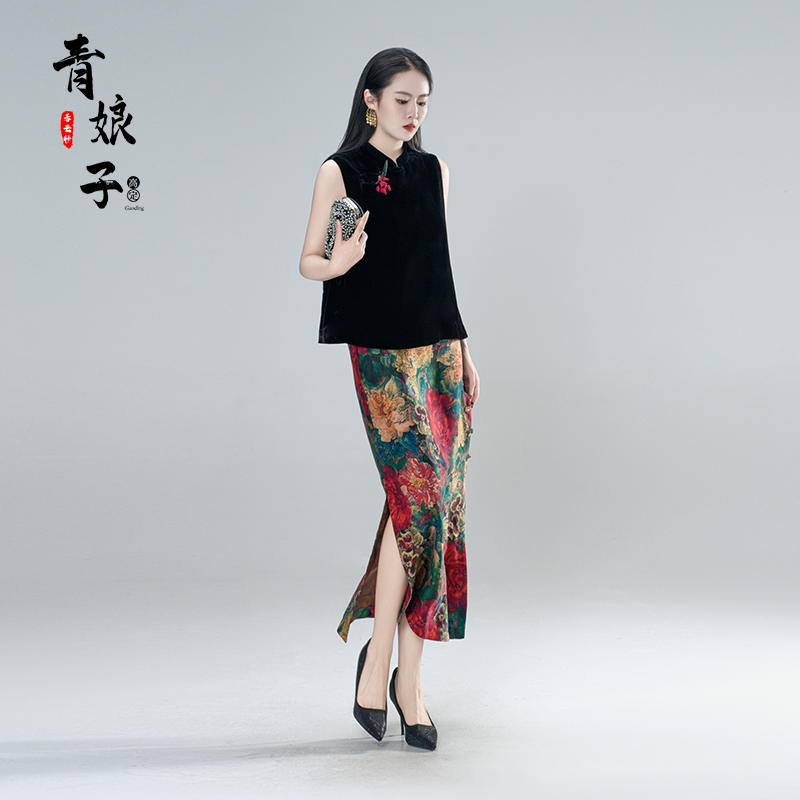 青娘子丝绒【樱】时尚中国风新中式宽松复古黑色无袖百搭马甲51224