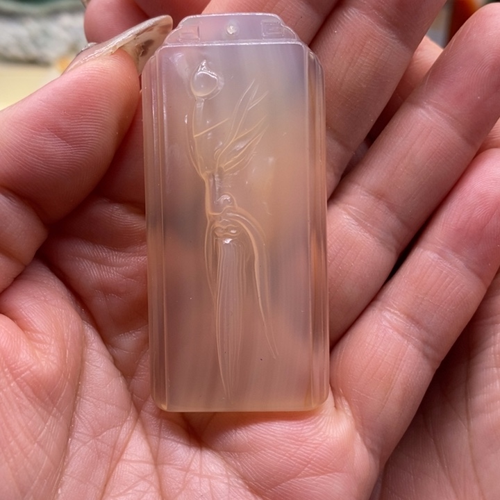 玛瑙/玉髓颈饰合金