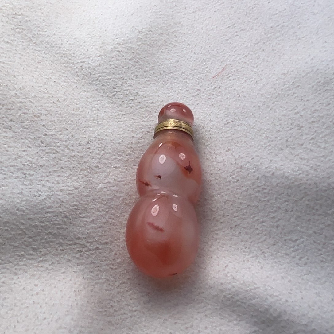 南红玛瑙未镶嵌珠宝奇石