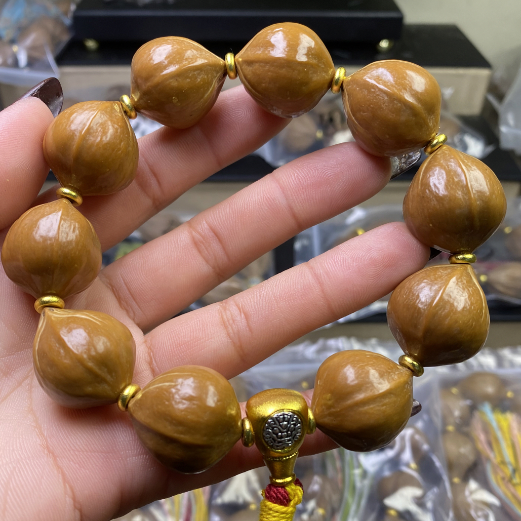 老树梅林铁核树王2.1蜜桃10颗
