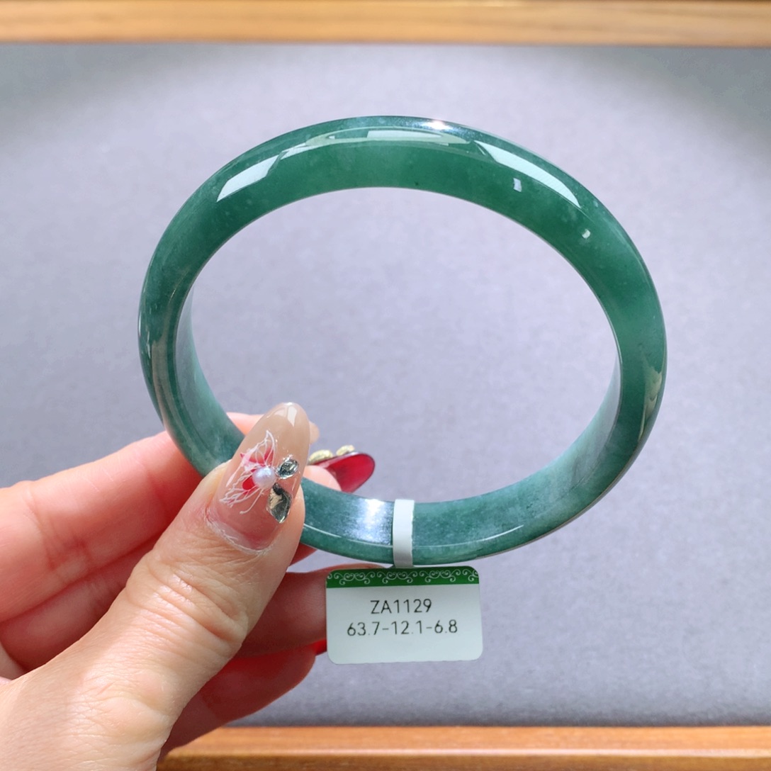 翡翠手镯未镶嵌天然翡翠手镯叮当镯