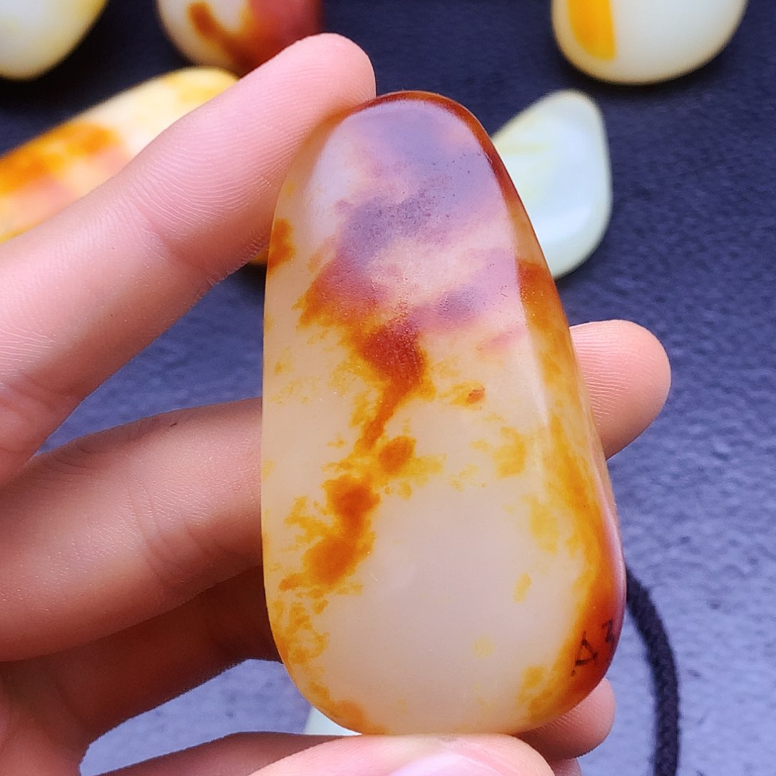 A***a和田玉未镶嵌挂件