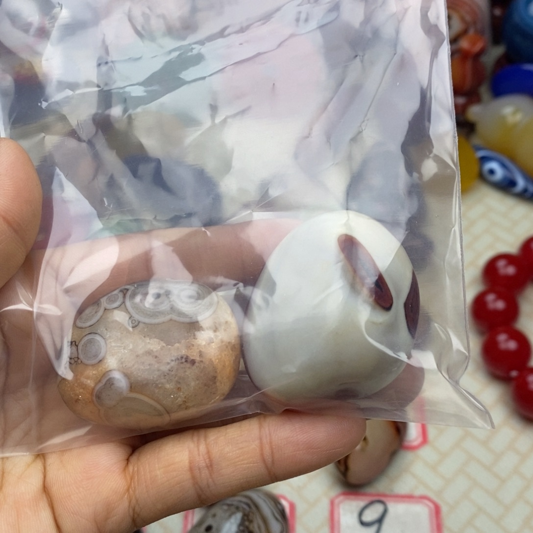 钱***途玛瑙/玉髓未镶嵌颈饰