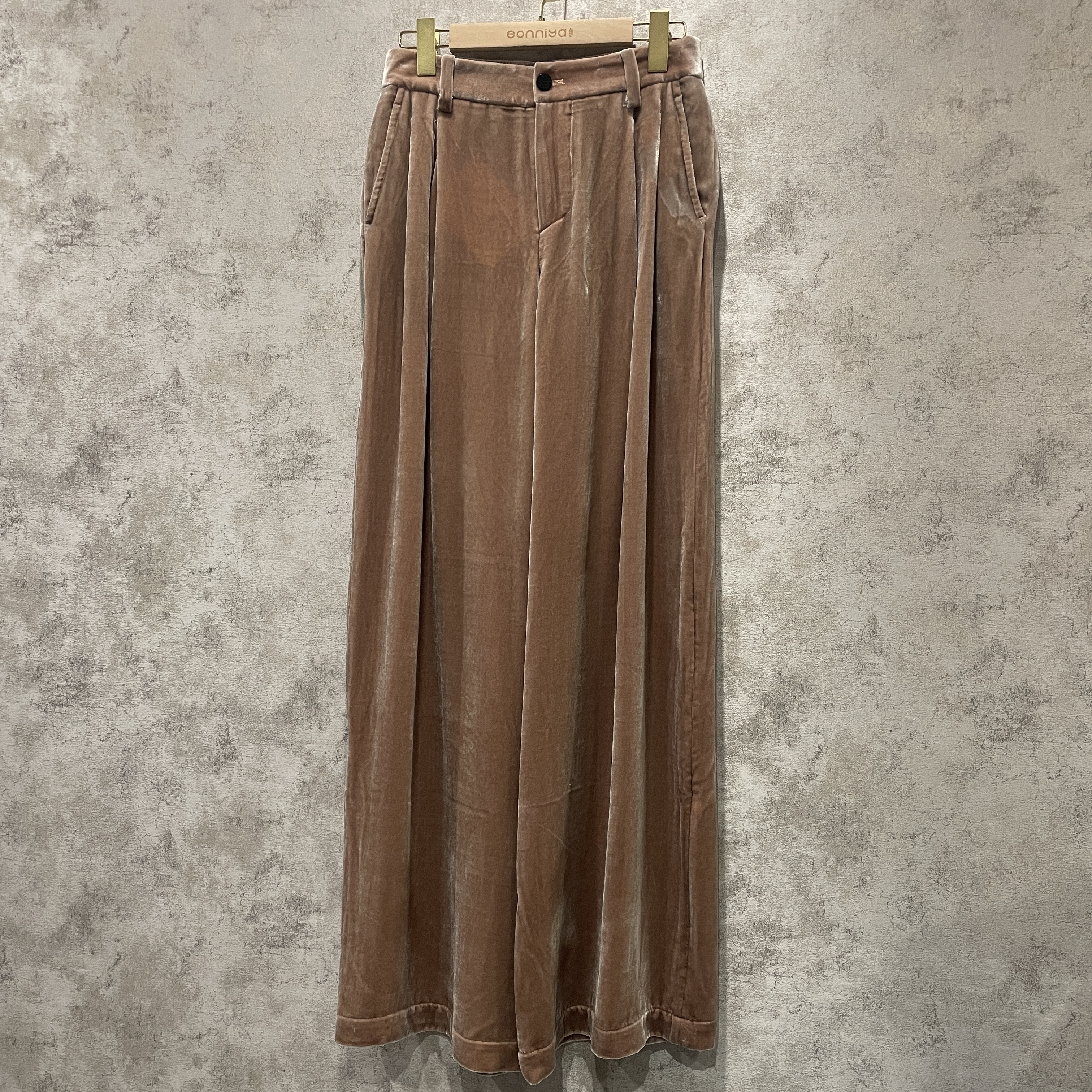 【顾文婷专属达播】蒋云26 “花生万运”系列丝绒阔腿长裤 E26SS10706