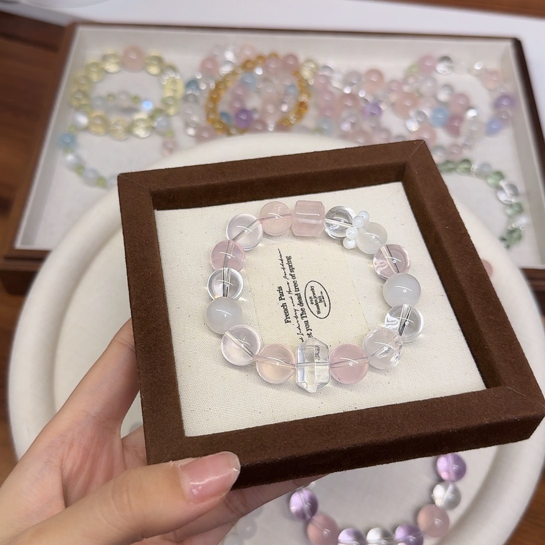 旺***。水晶手链未镶嵌拍2份是总价 粉紫多宝手串