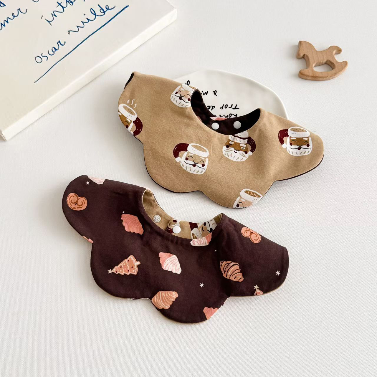 宝宝花瓣口水巾婴儿纯棉双面防水韩版ins风防吐奶围嘴幼儿柔软