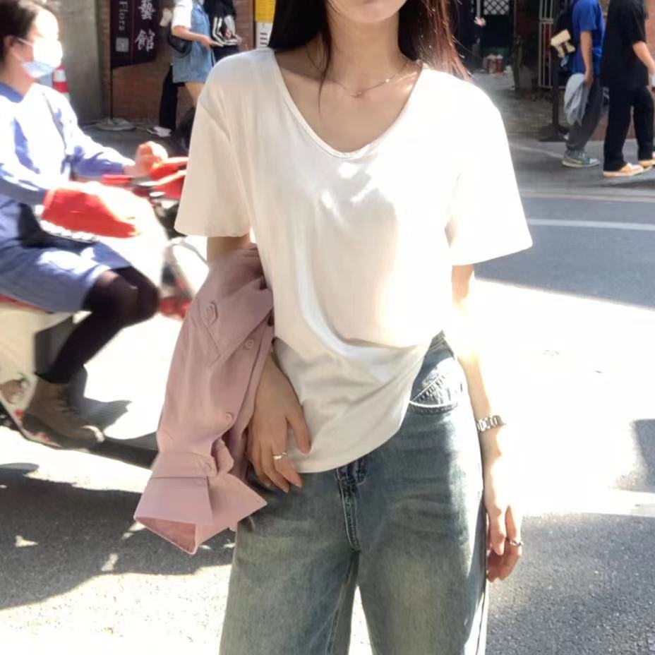 徐秋阳 U领轻薄短袖 夏季新款简约百搭透气个性显瘦显高T恤