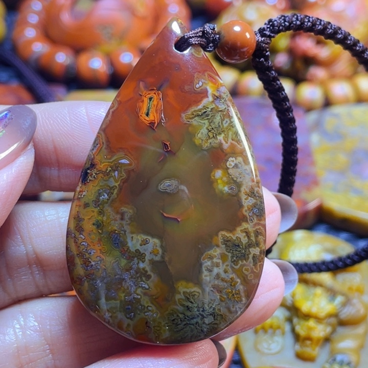 未镶嵌战国红吊坠玛瑙/玉髓