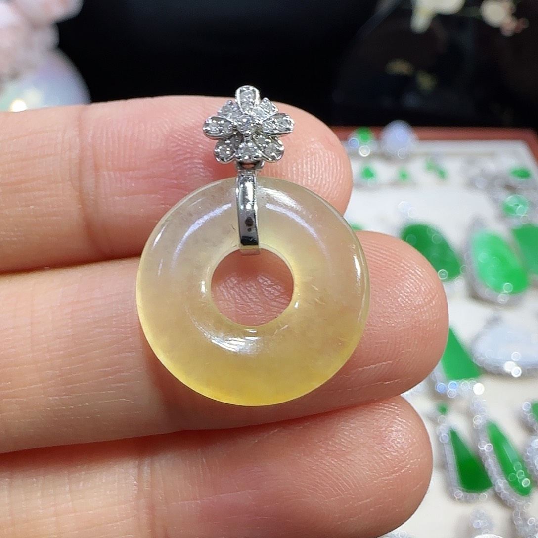 翡翠吊坠(不含链)18K金镶嵌