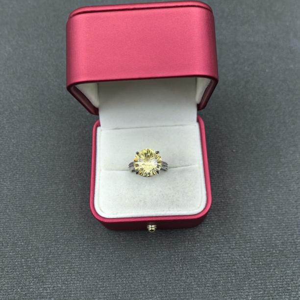  【经典永恒  光芒四射】戒指 GDJ10038