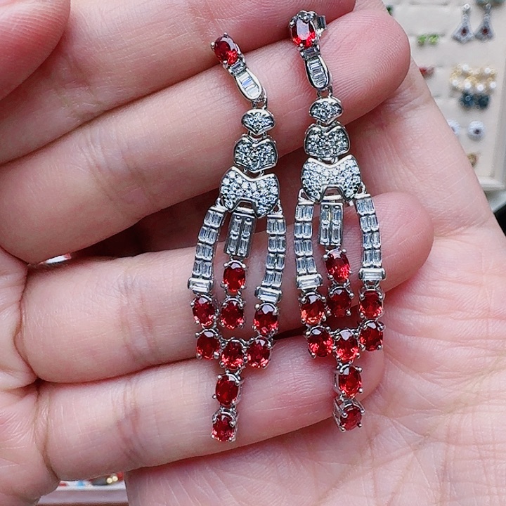 蓝宝石耳饰银S925镶嵌耳钉