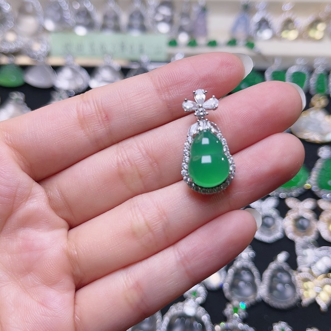 玛瑙/玉髓颈饰银S925镶嵌