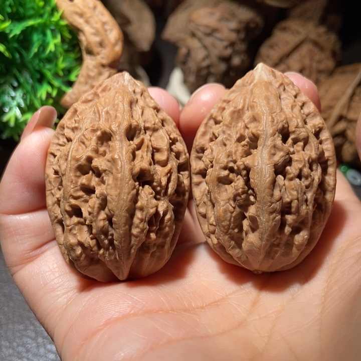 把件文玩核桃东北楸子小雪32