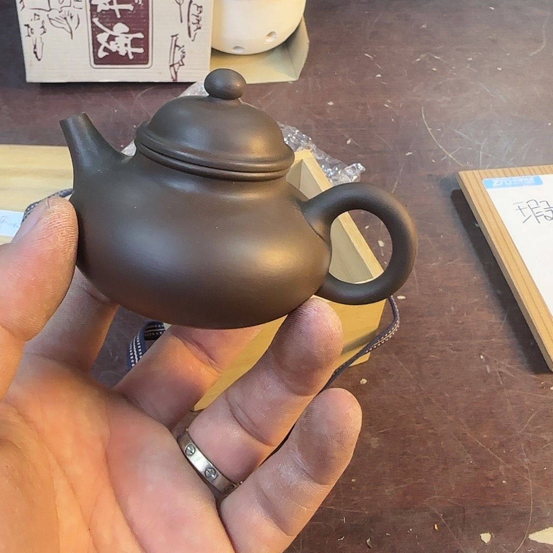 紫砂瑾煜古美术，欢迎各位老板小**i