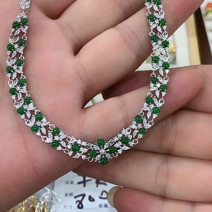 和田玉银S925镶嵌耳饰