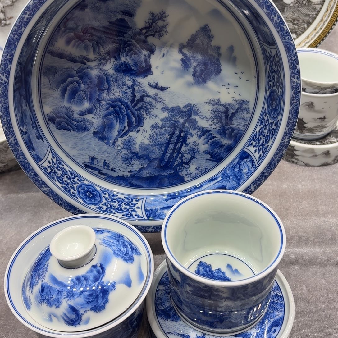 景德镇市和上海浦东新区