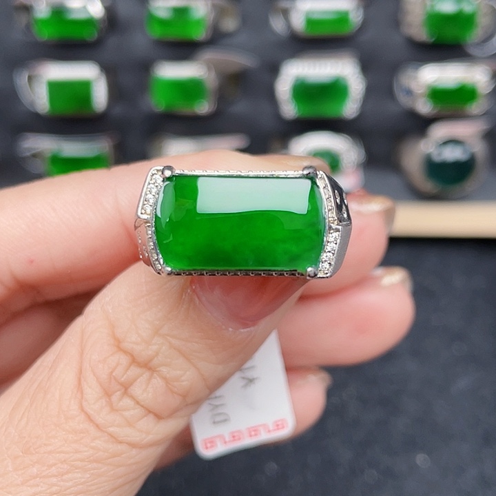 翡翠戒指银S925镶嵌包邮没运费险2161