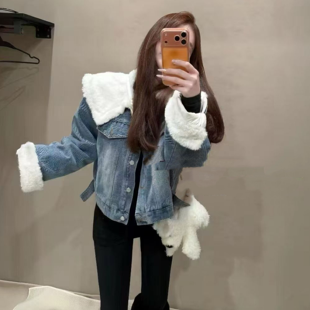 洁哥 新品大翻领羽绒短款外套