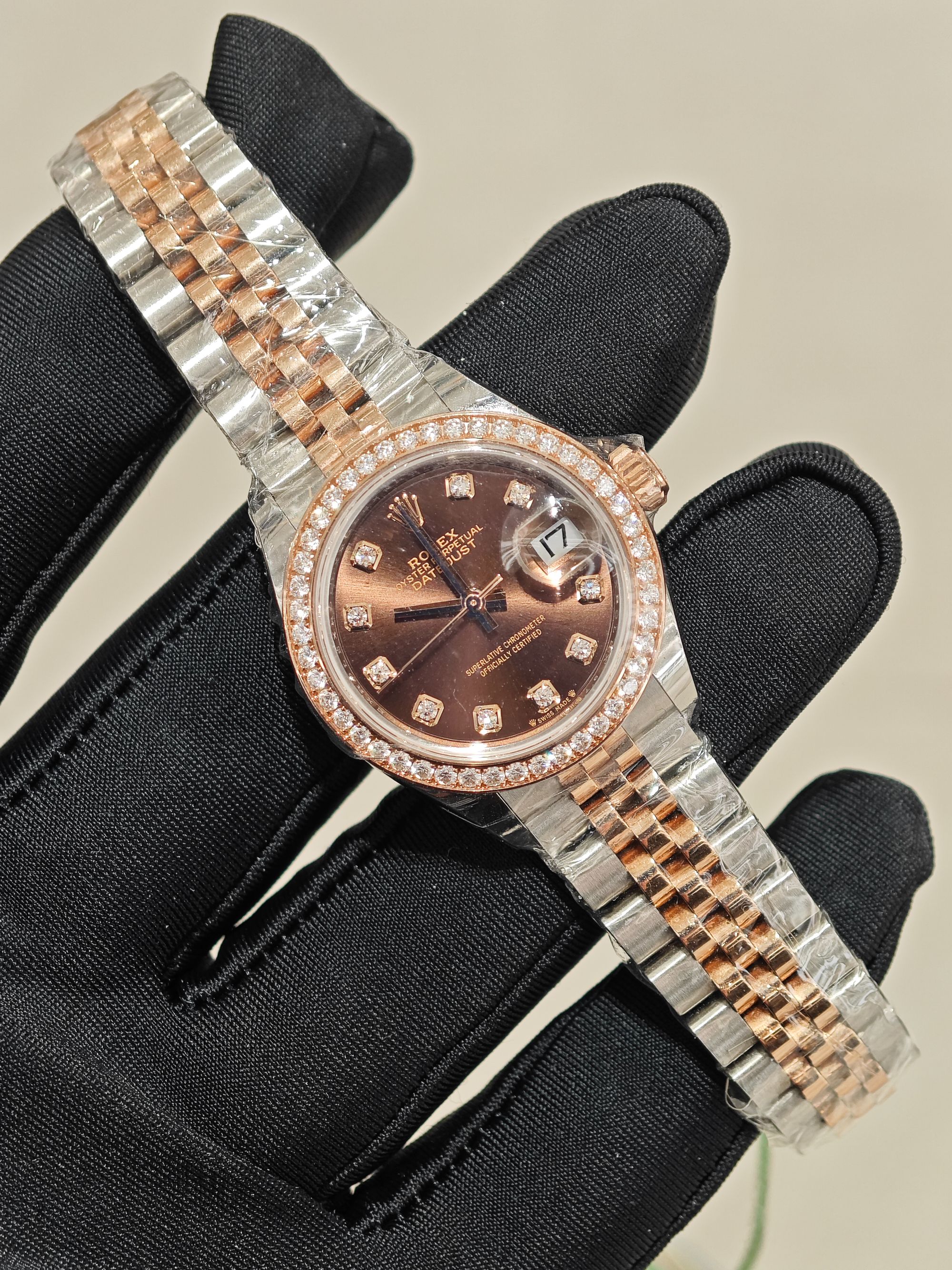 95新 Rolex/劳力士 22年女装日志系列279381咖盘镶钻女士机械腕表