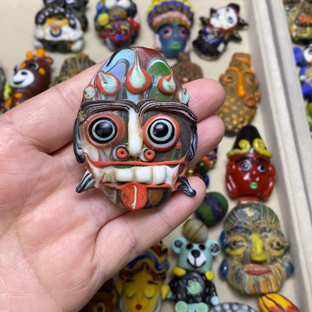 琉璃颈饰福利巴龙030