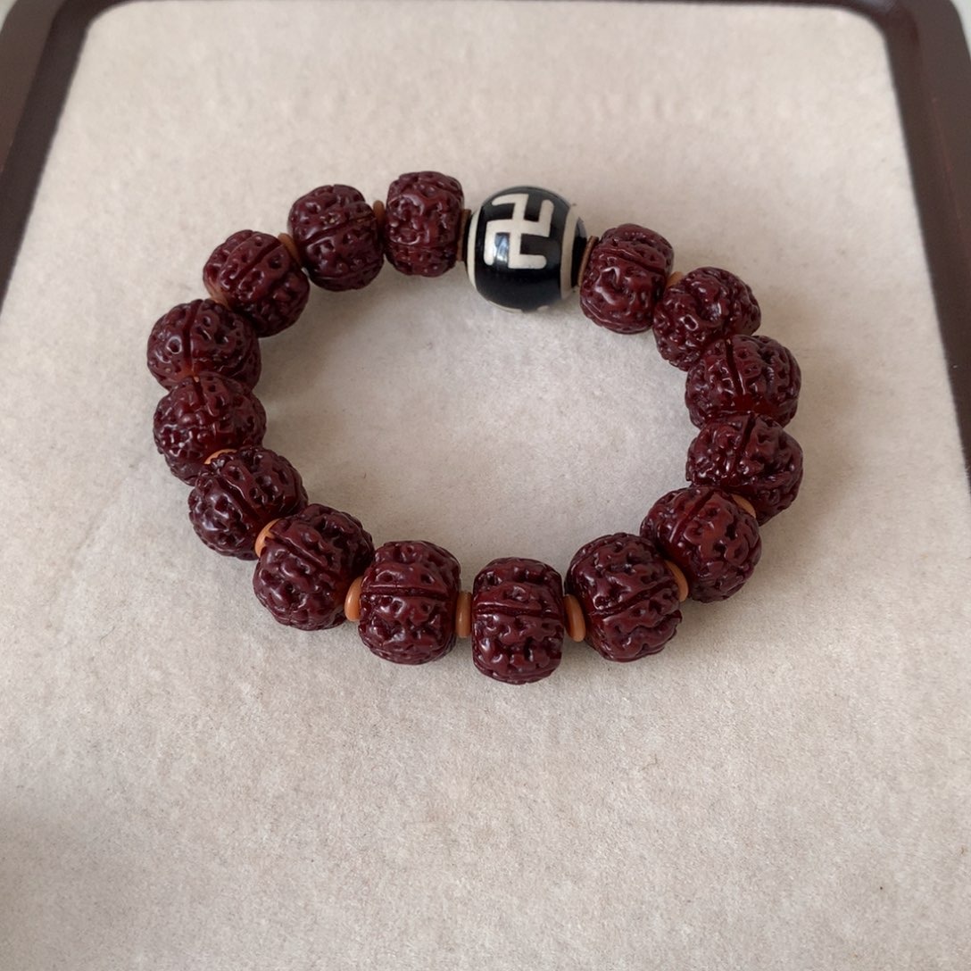 菩提吊坠未镶嵌金刚菩提