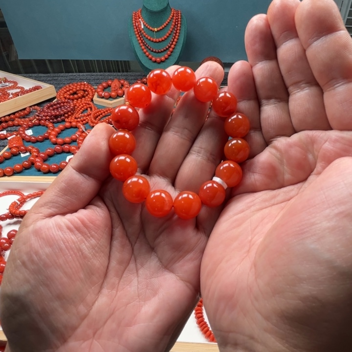 南红玛瑙手链未镶嵌