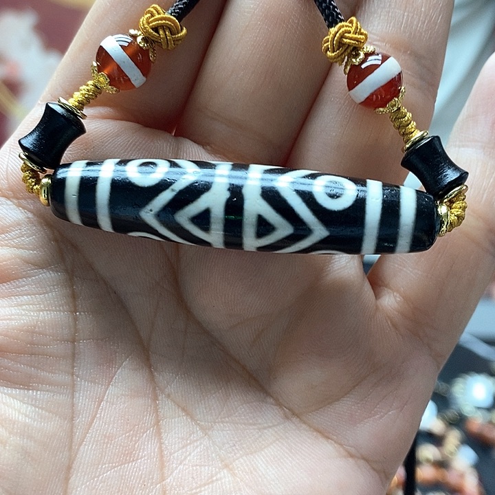 玛瑙/玉髓颈饰合金