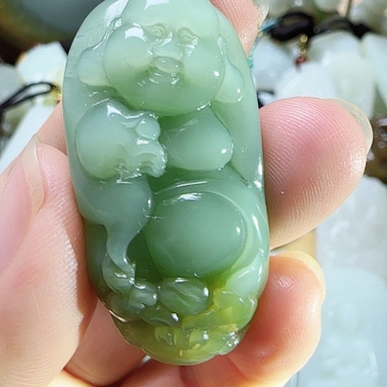 和田玉颈饰未镶嵌