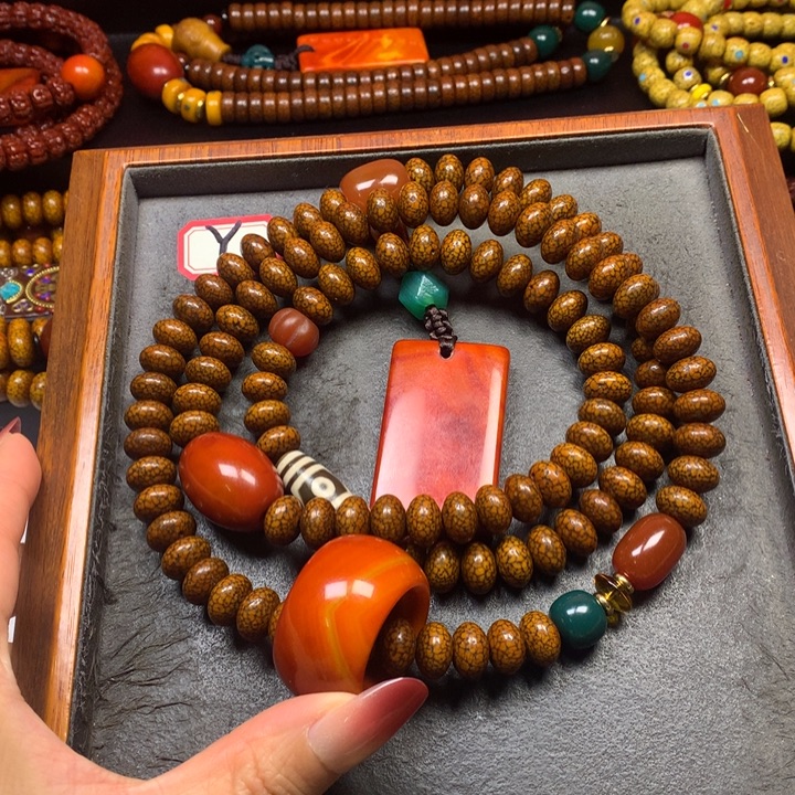 星月菩提吊坠菩提