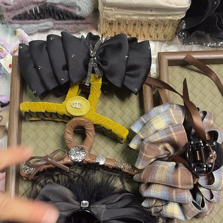 布艺非金属抓夹 香蕉夹