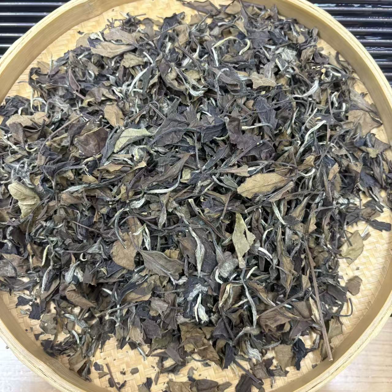 2015年枣香浓郁醇厚福鼎磻溪高山老白茶