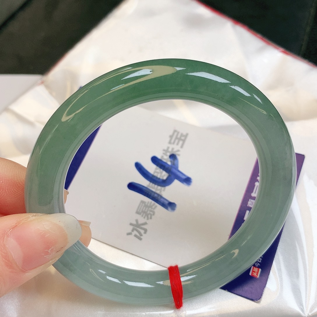 翡翠手镯未镶嵌缅甸天然a货翡翠