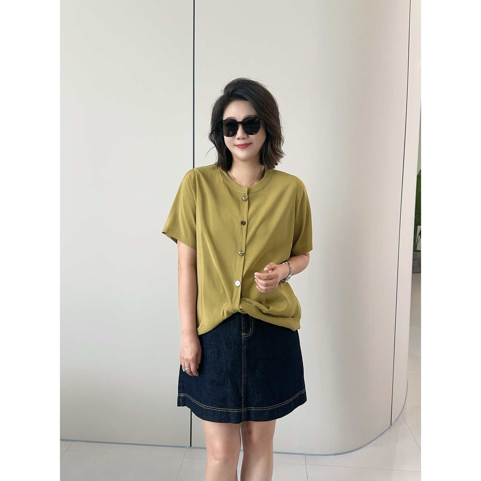 微胖女装【高智感】设计感卷边圆领衬衫短袖衬衣正肩夏季上衣20709