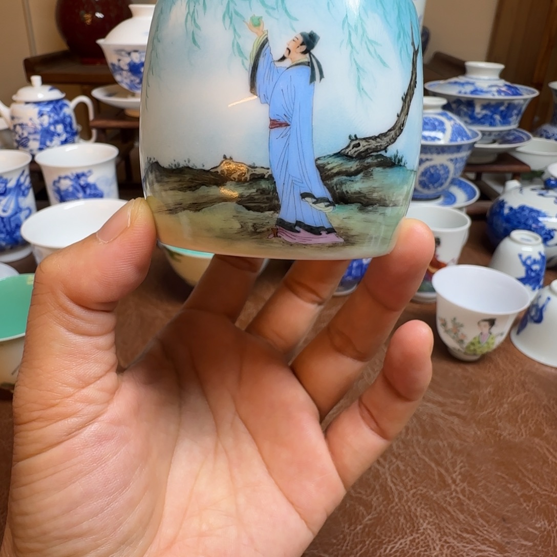 今天晚上的月亮很美